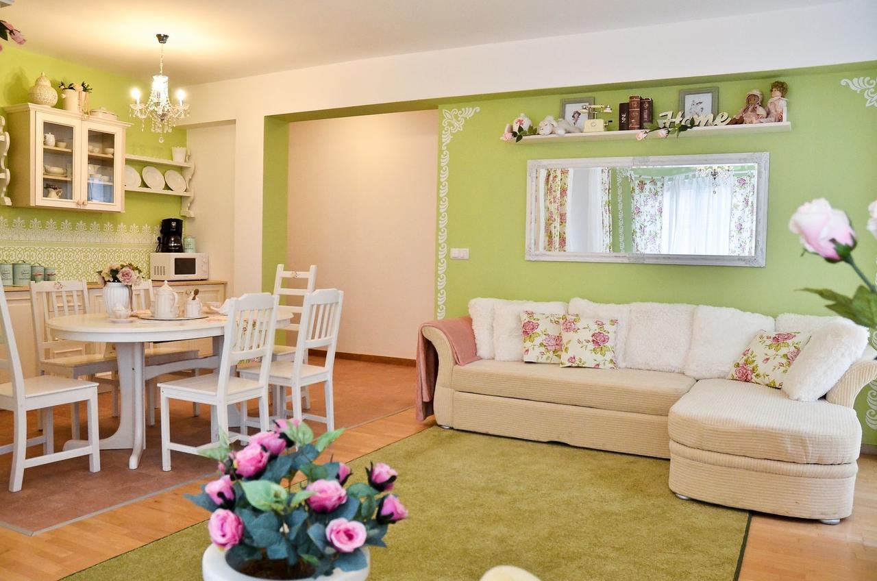 Romantic Apartman Hajdúszoboszló Dış mekan fotoğraf